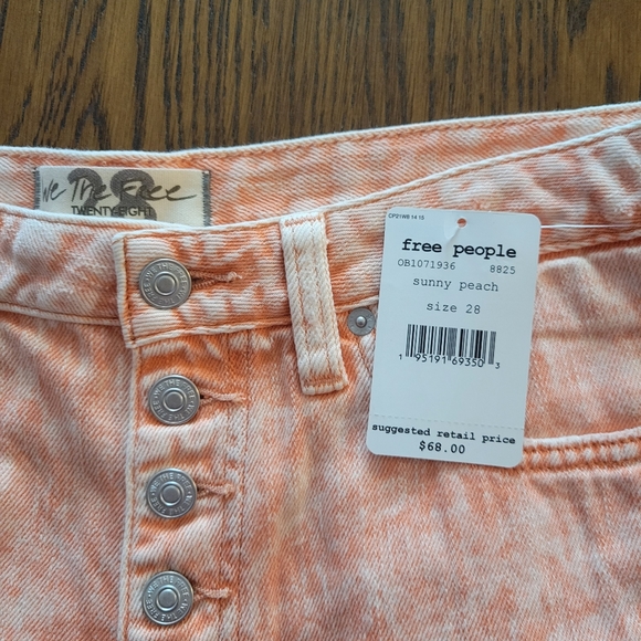 Free People Romeo Rolled jean shorts in Orange - Picture 5 of 8